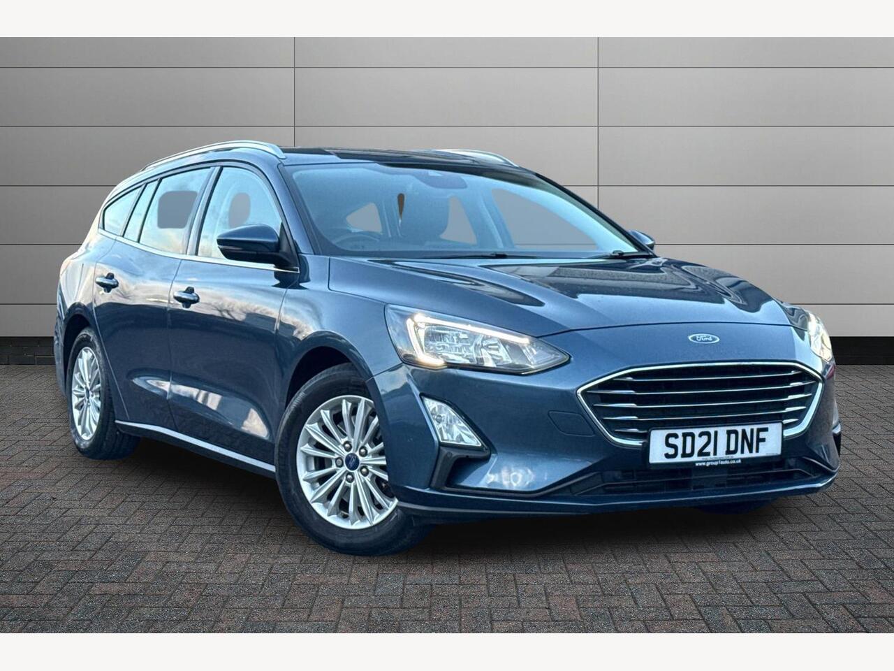 Main listing image - Ford Focus Estate