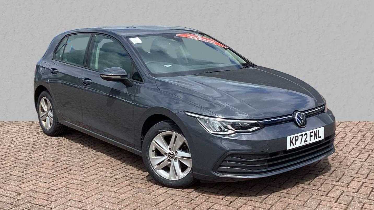 Main listing image - Volkswagen Golf