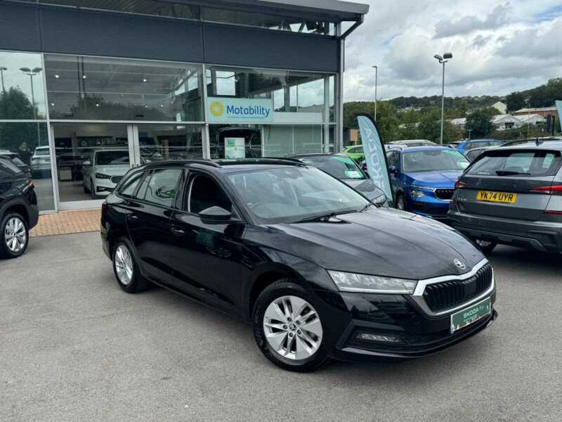 Main listing image - Skoda Octavia Estate