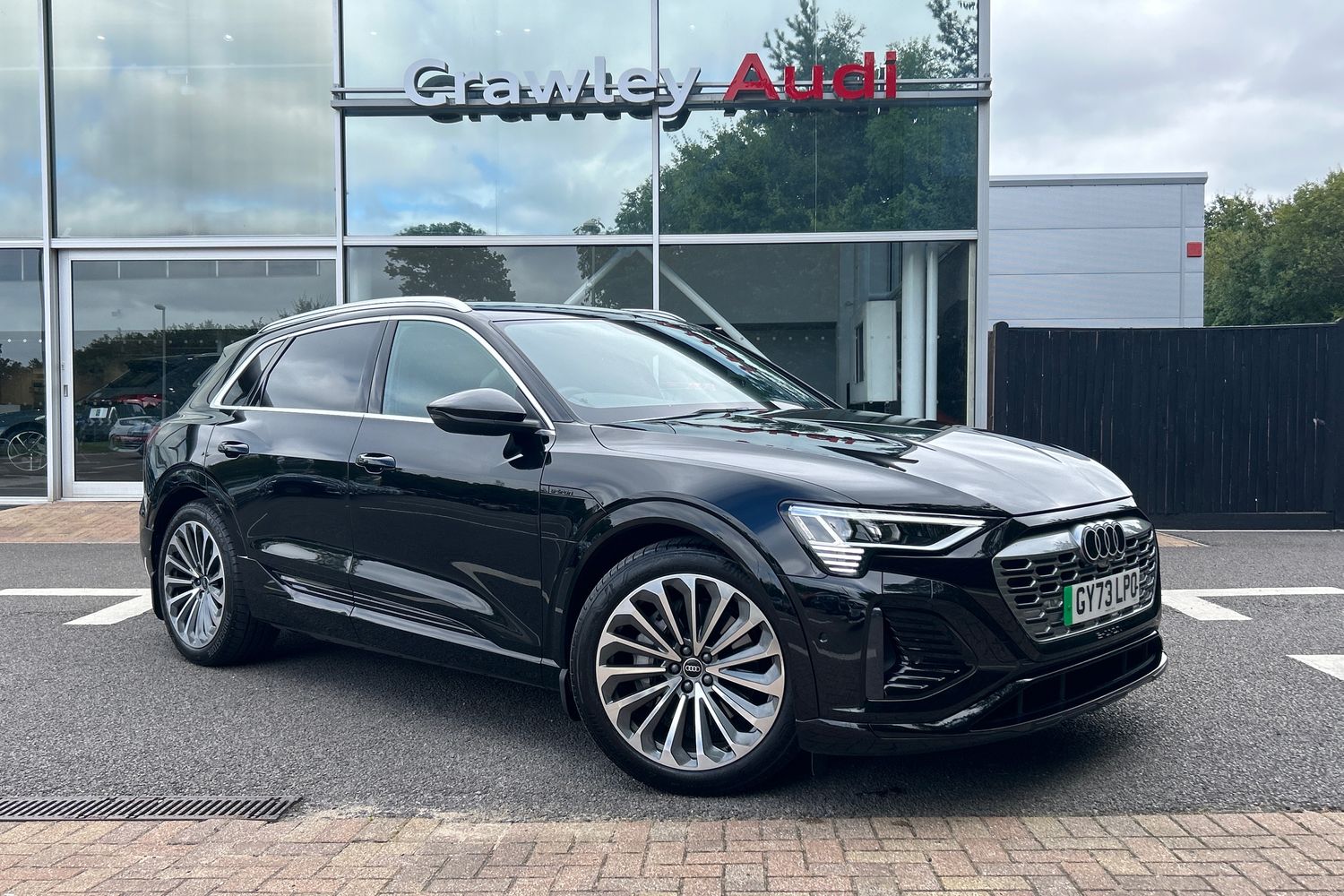 Main listing image - Audi Q8 e-tron