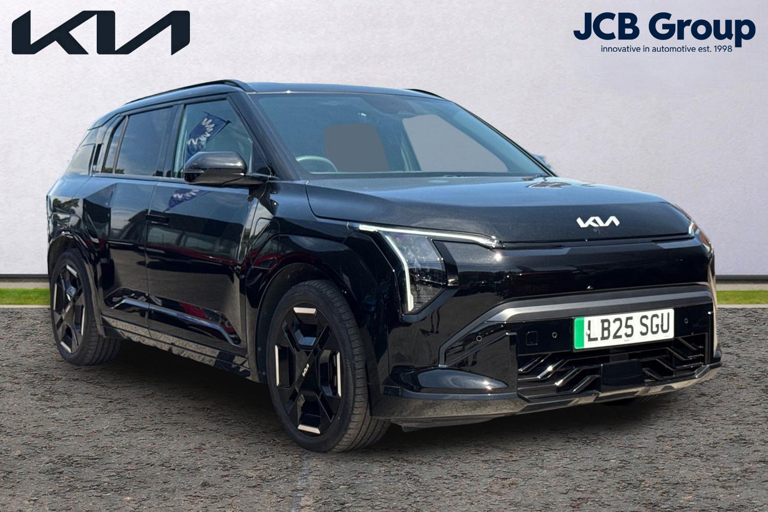 Main listing image - Kia EV3