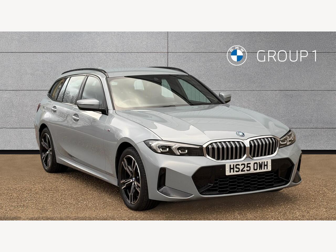 Main listing image - BMW 3 Series Touring