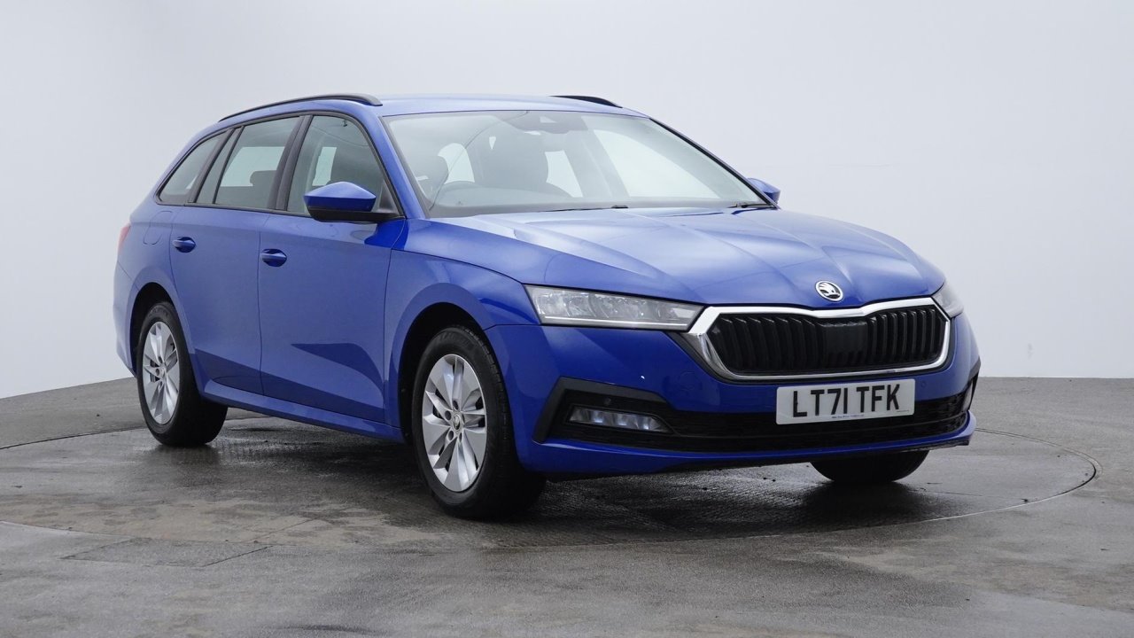 Main listing image - Skoda Octavia Estate