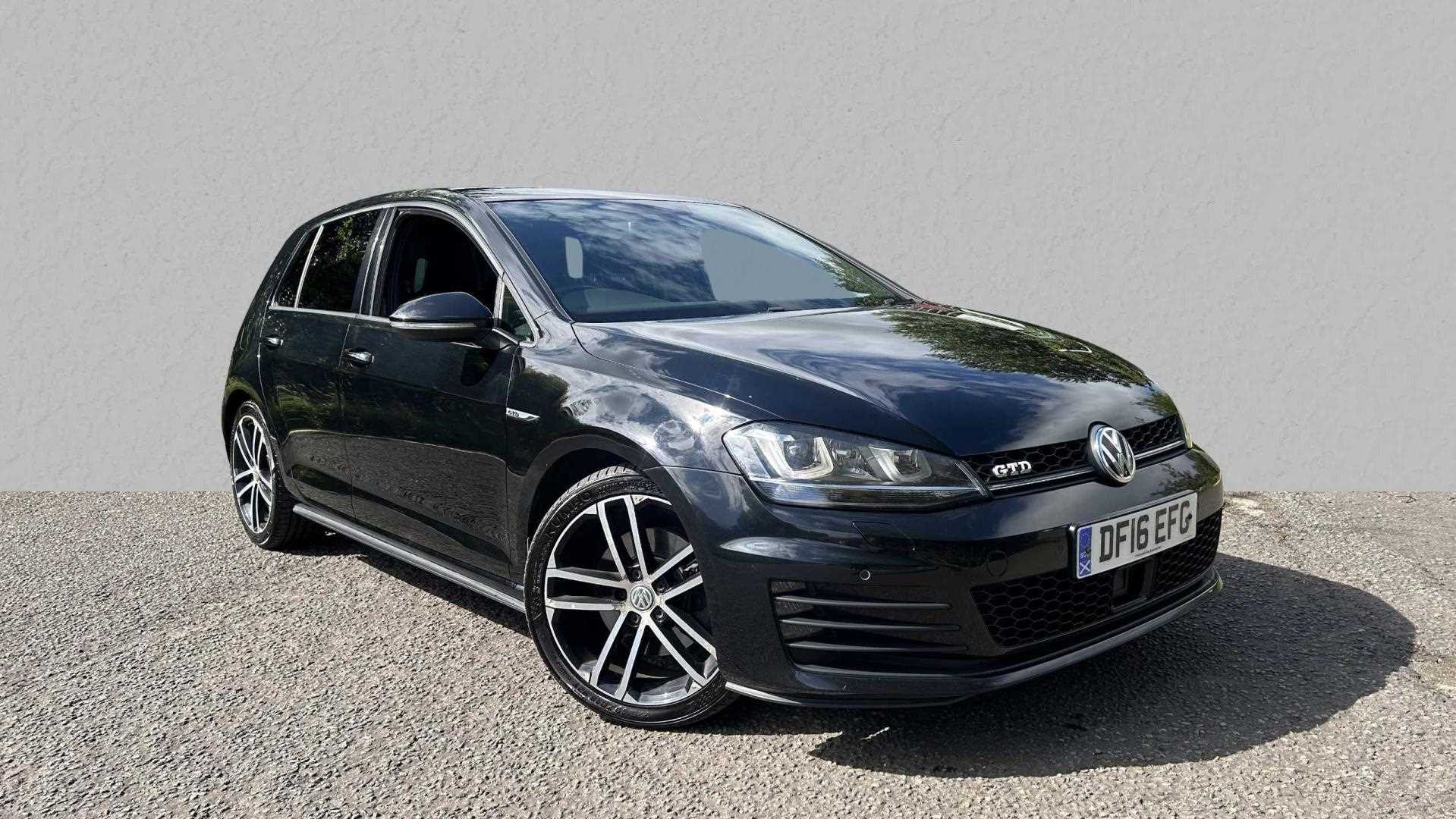 Main listing image - Volkswagen Golf