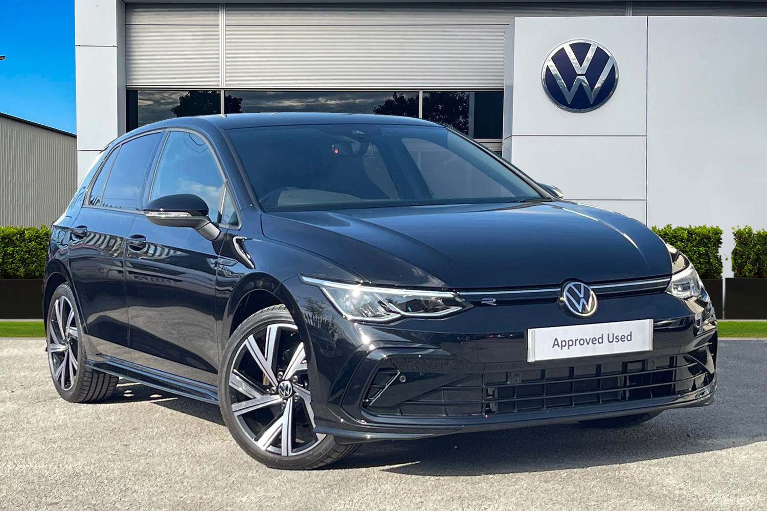 Main listing image - Volkswagen Golf