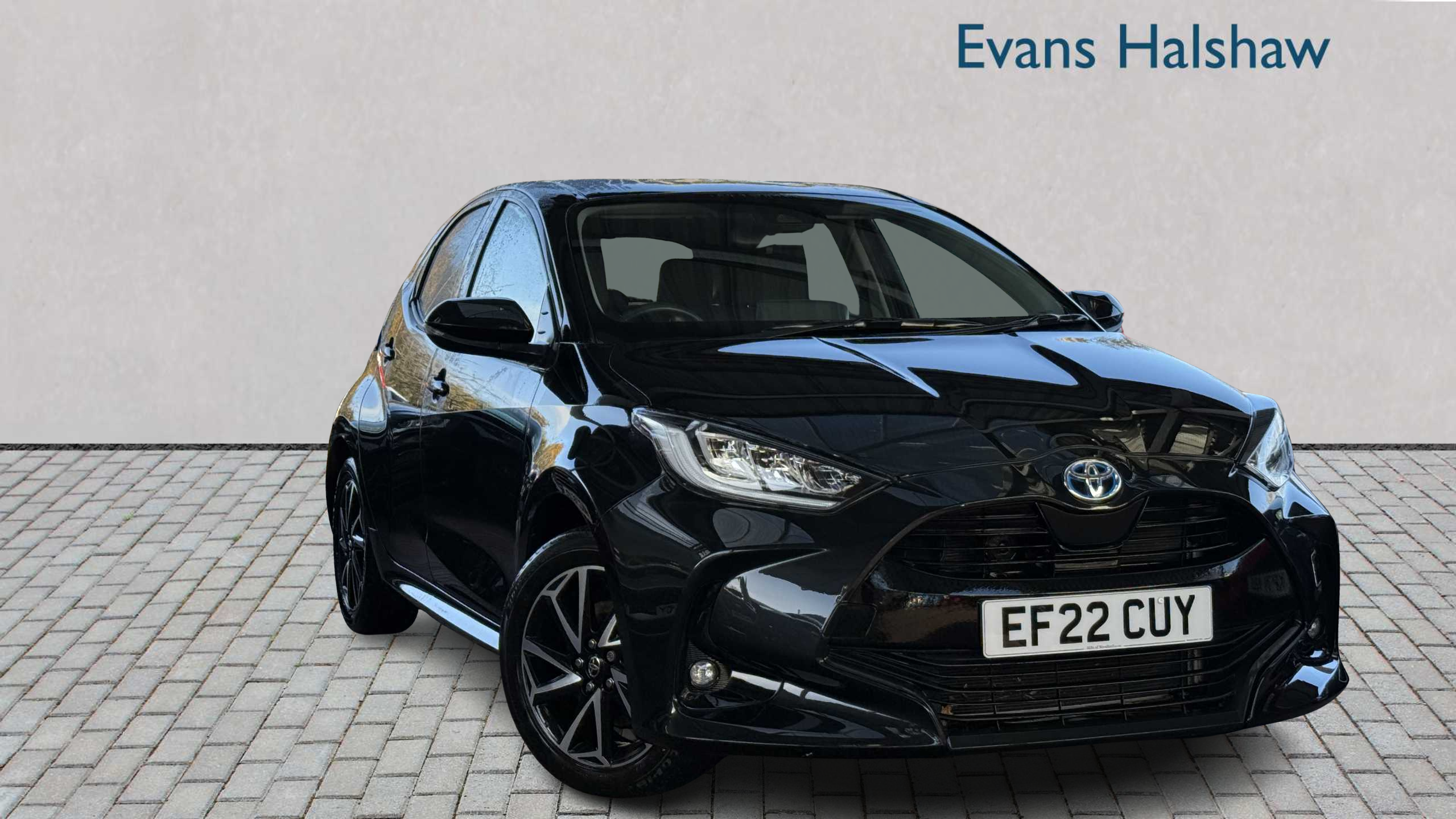 Main listing image - Toyota Yaris