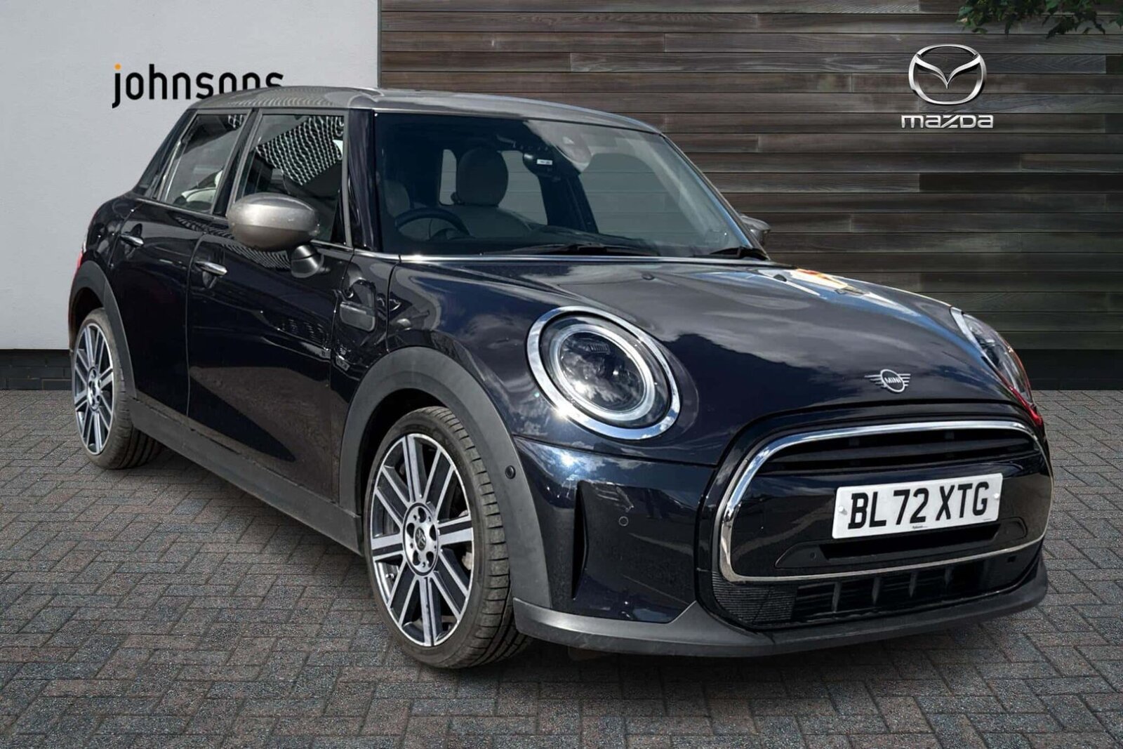 Main listing image - MINI Hatchback