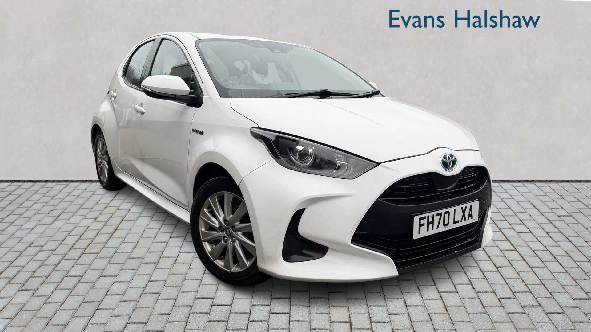 Main listing image - Toyota Yaris