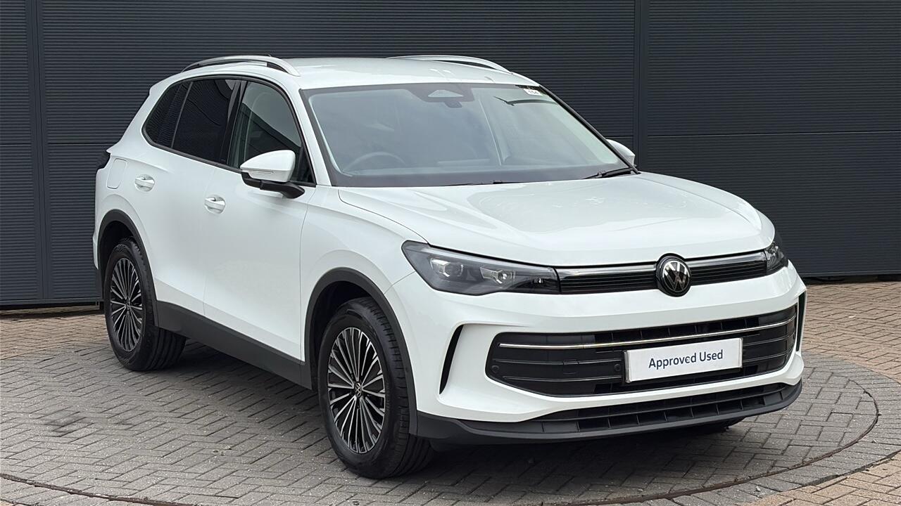 Main listing image - Volkswagen Tiguan