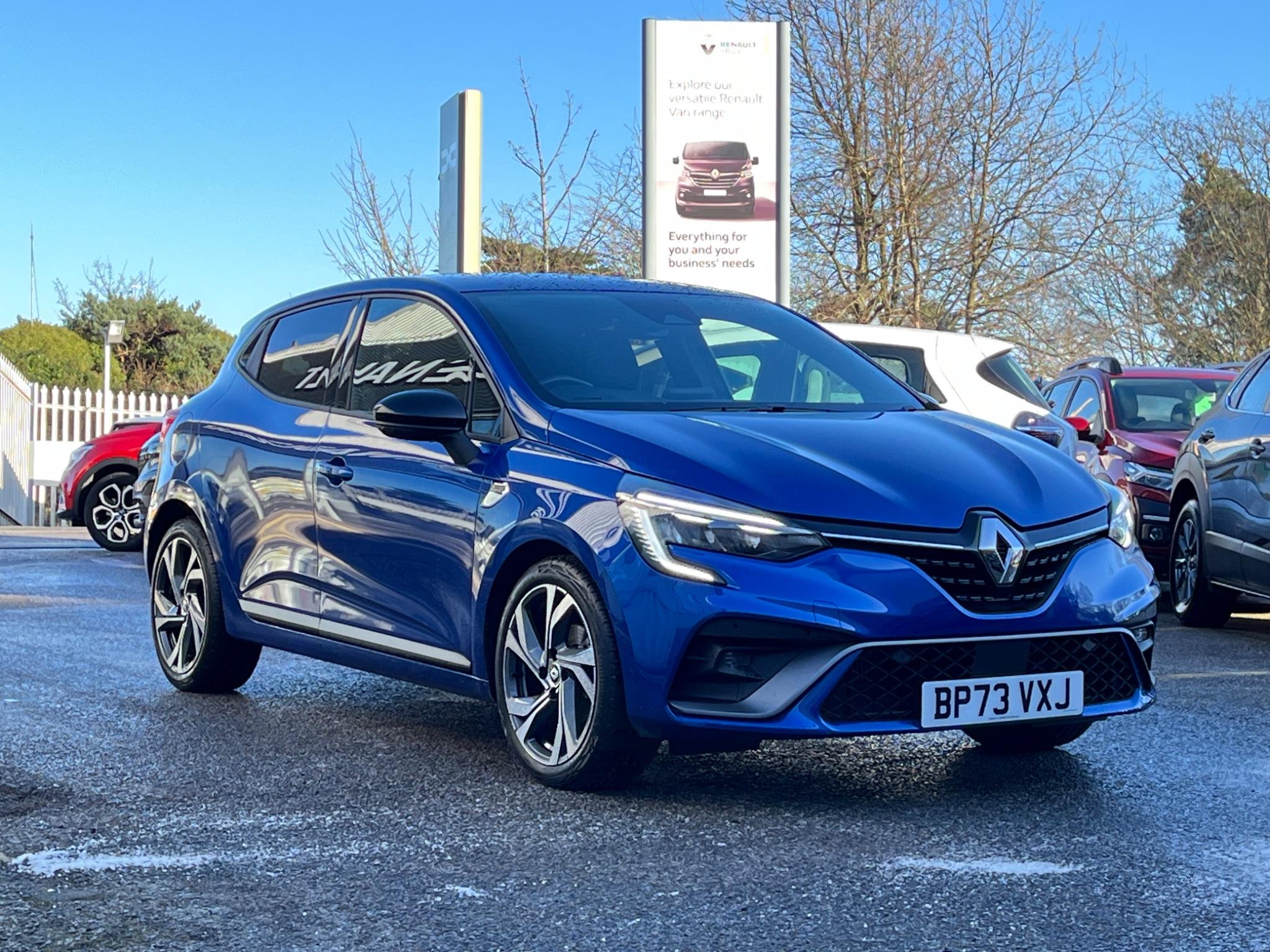 Main listing image - Renault Clio