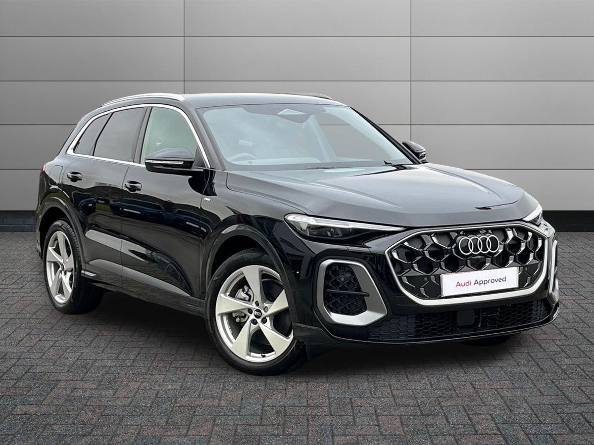 Main listing image - Audi Q5