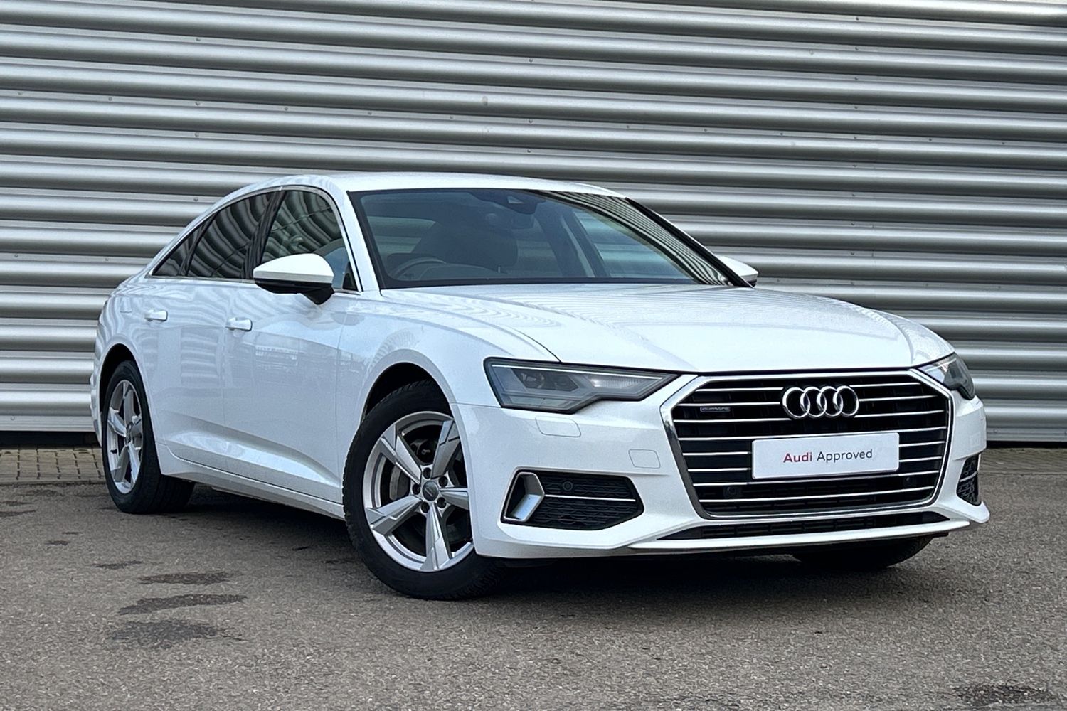 Main listing image - Audi A6