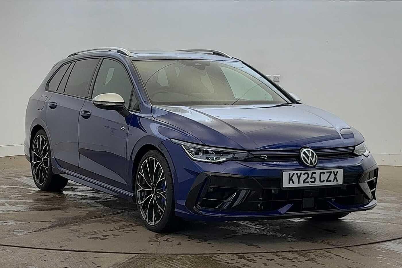 Main listing image - Volkswagen Golf Estate