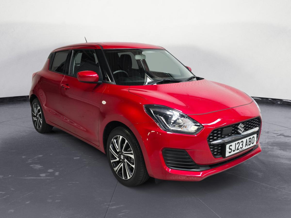 Main listing image - Suzuki Swift