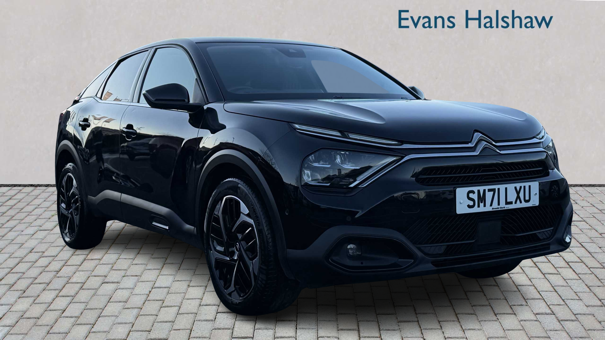 Main listing image - Citroen C4