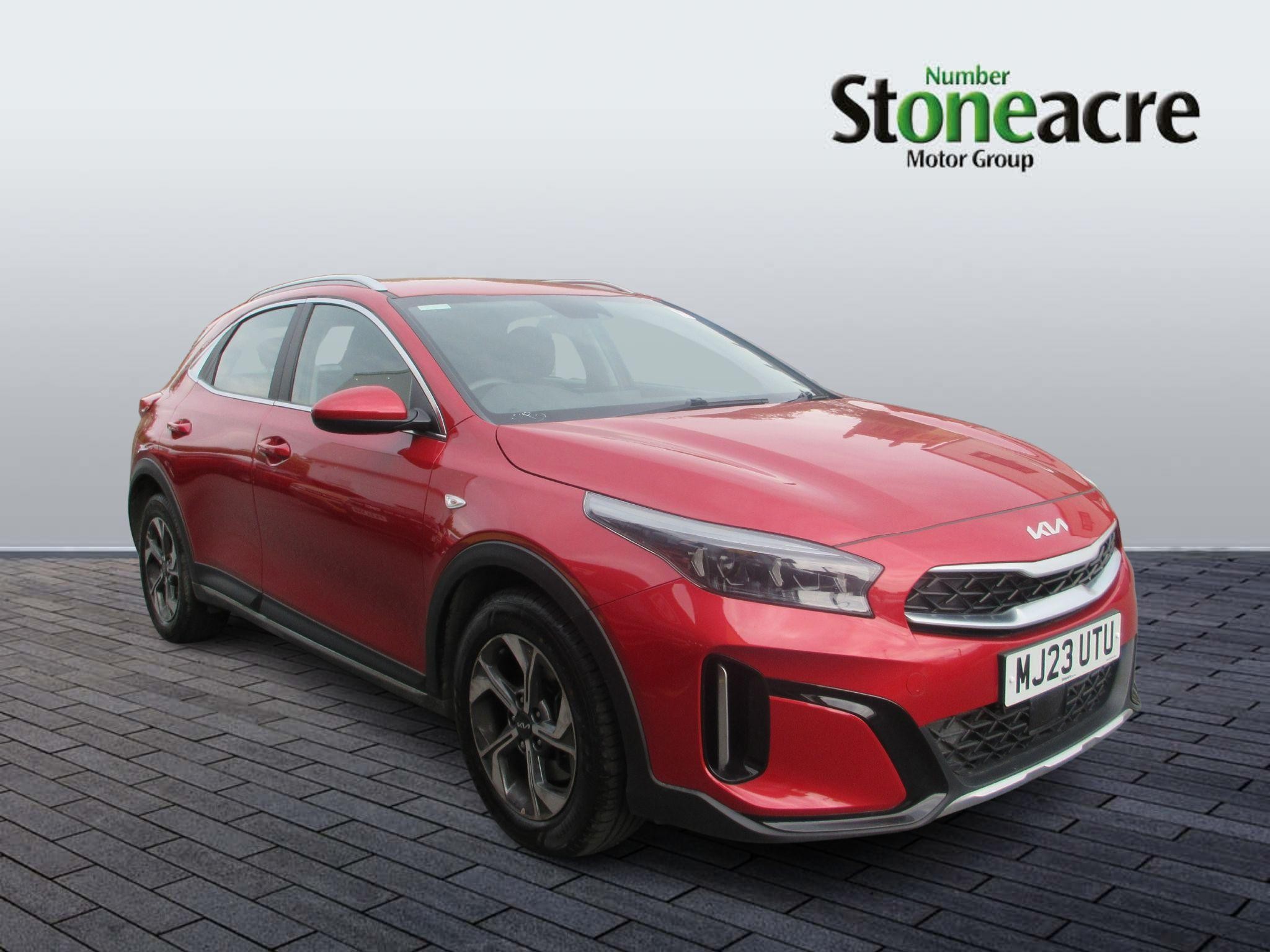 Main listing image - Kia XCeed