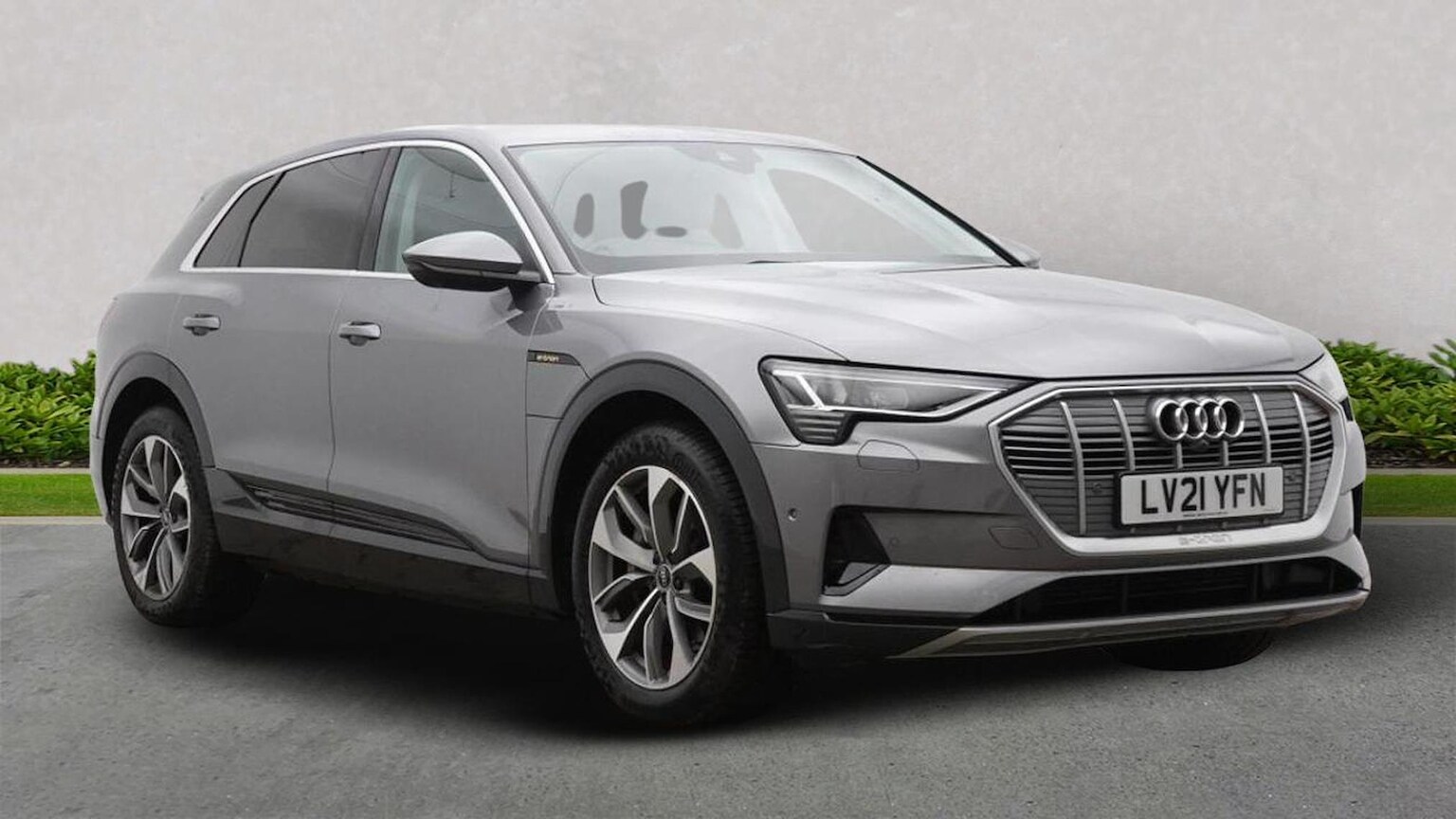 Main listing image - Audi e-tron