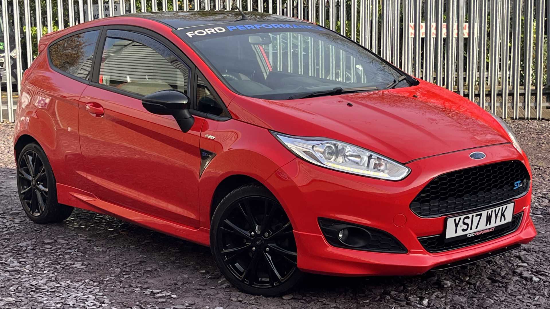 Main listing image - Ford Fiesta