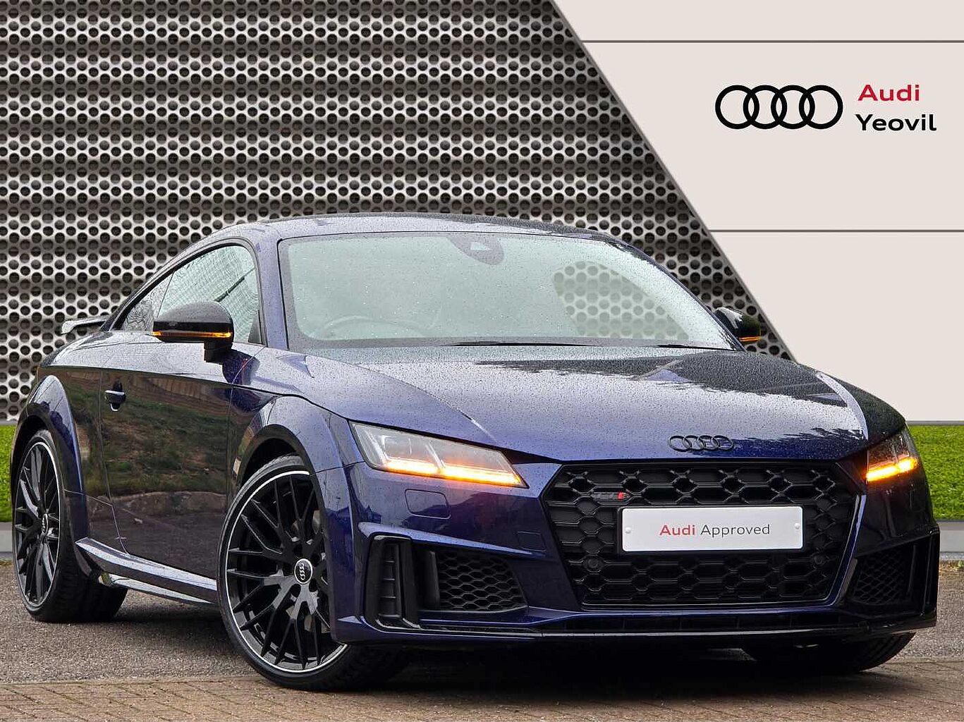 Main listing image - Audi TT S