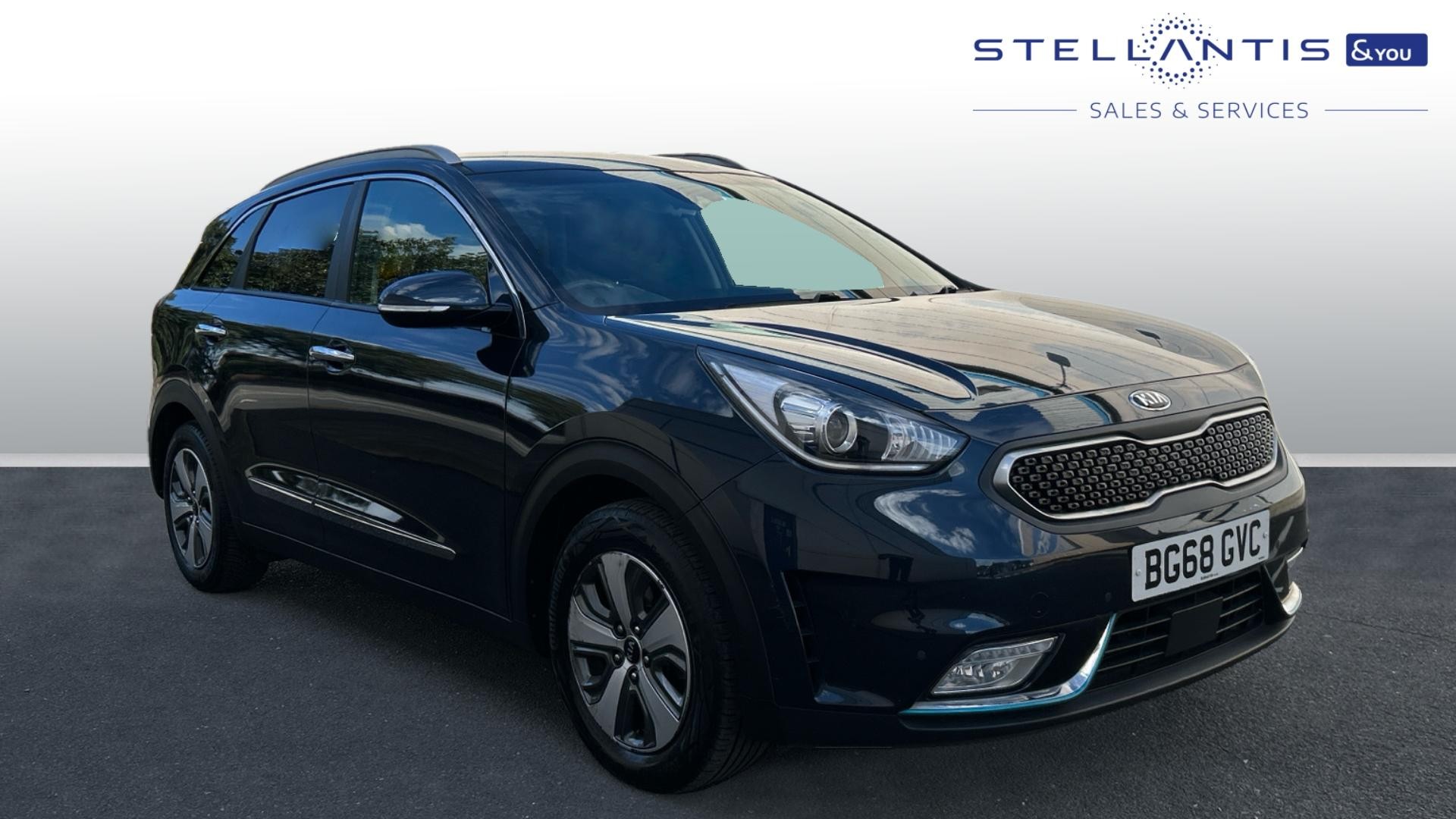 Main listing image - Kia Niro