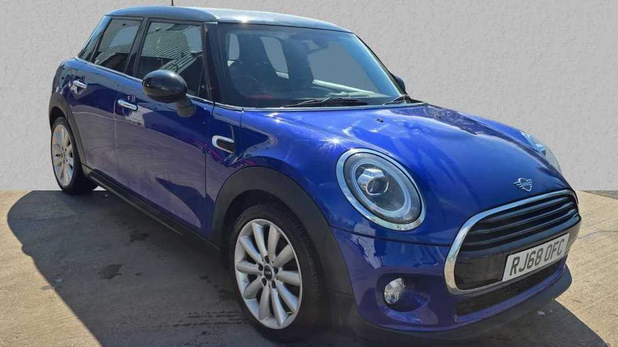 Main listing image - MINI Hatchback 5dr