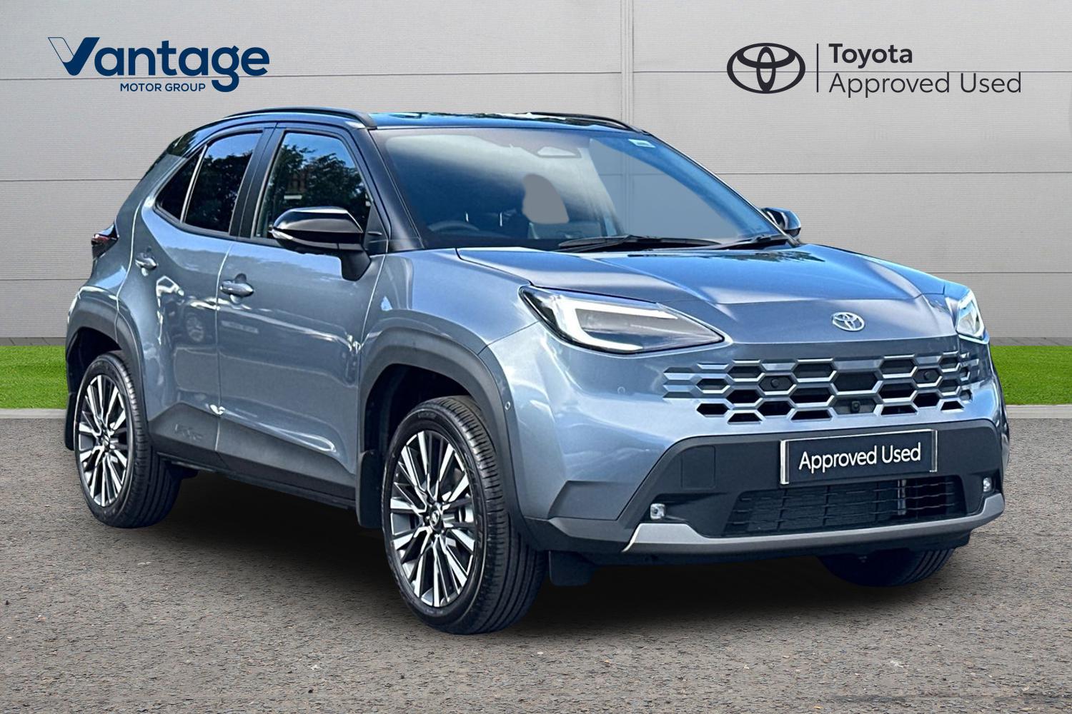 Main listing image - Toyota Yaris Cross