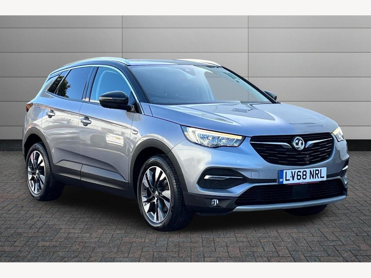 Main listing image - Vauxhall Grandland X