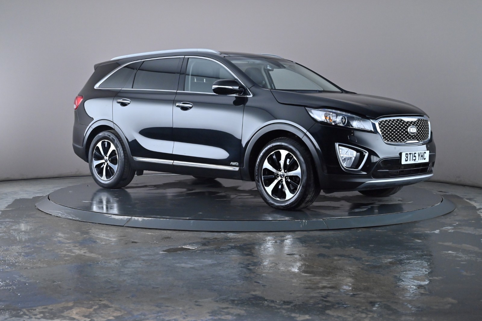 Main listing image - Kia Sorento