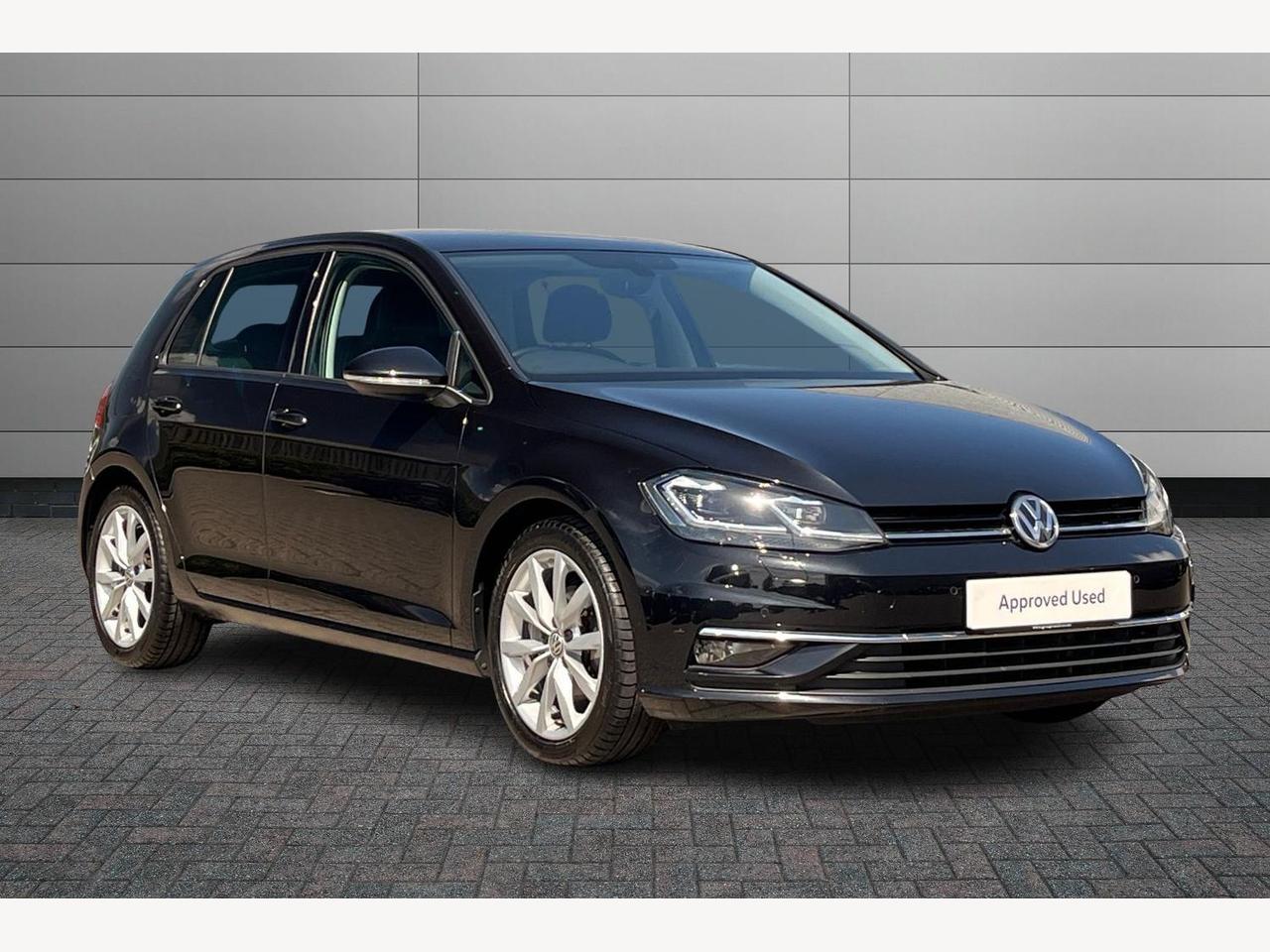 Main listing image - Volkswagen Golf