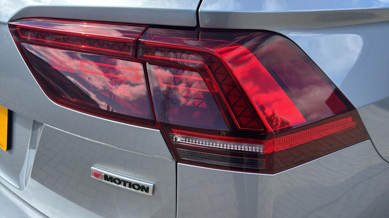 Main listing image - Volkswagen Tiguan Allspace