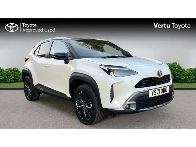 Main listing image - Toyota Yaris Cross