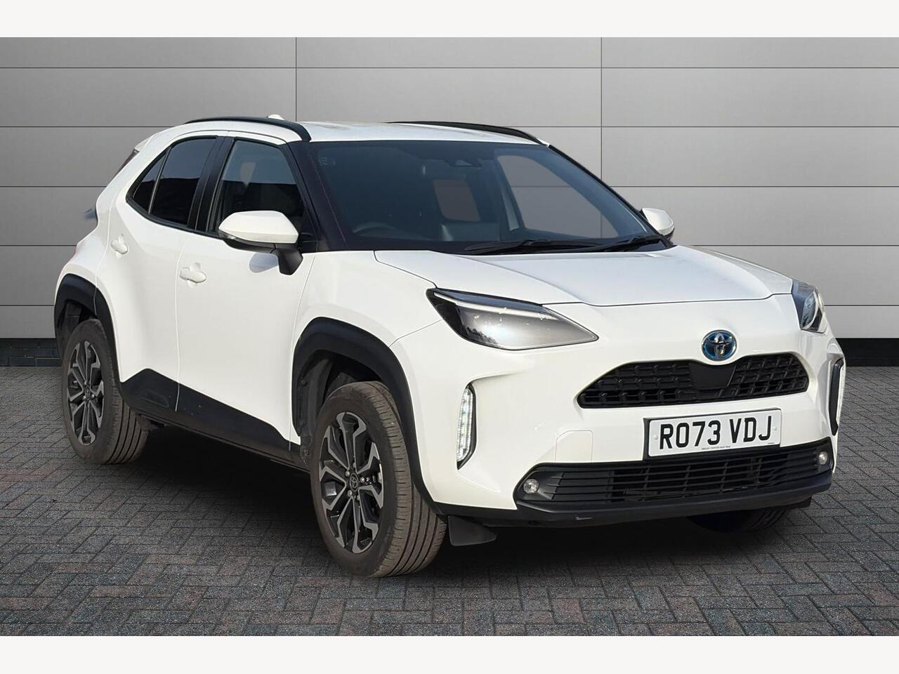 Main listing image - Toyota Yaris Cross