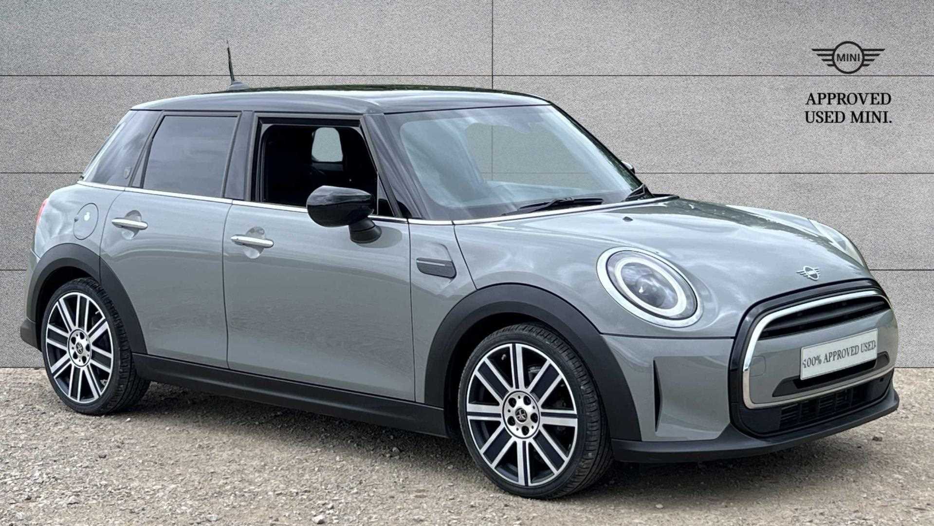 Main listing image - MINI Hatchback 5dr
