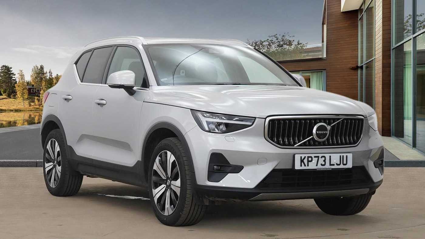 Main listing image - Volvo XC40 Recharge