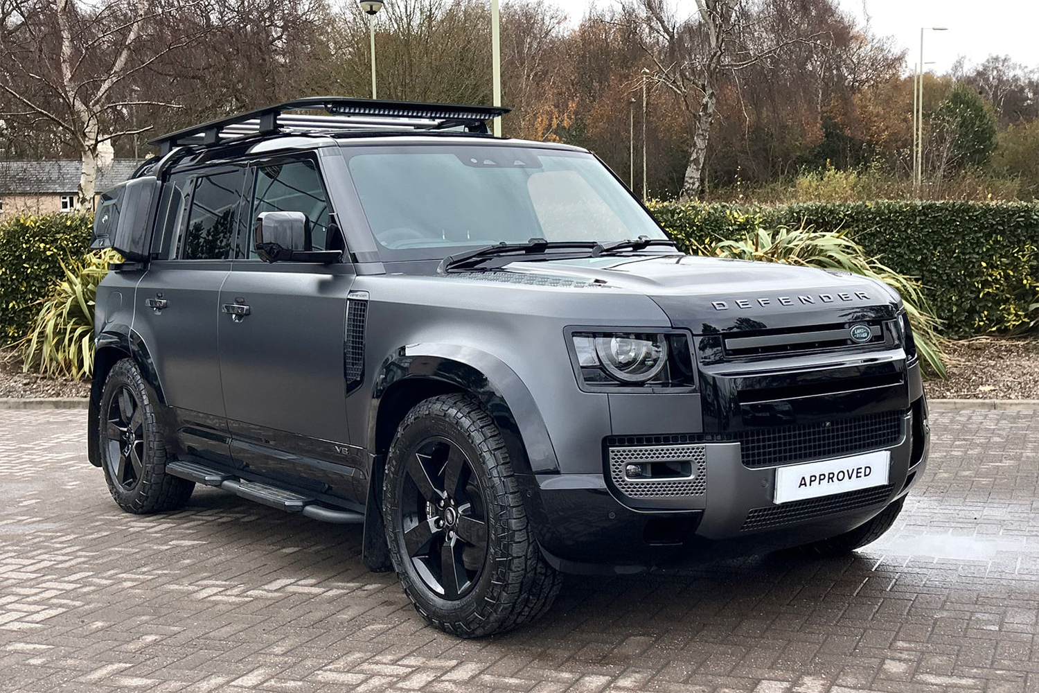 Main listing image - Land Rover Defender