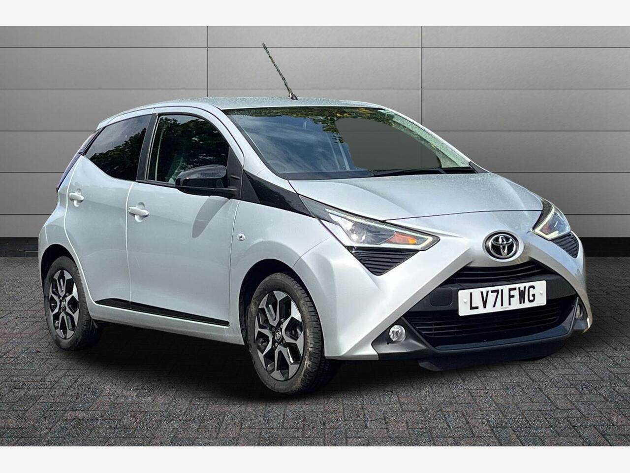 Main listing image - Toyota Aygo