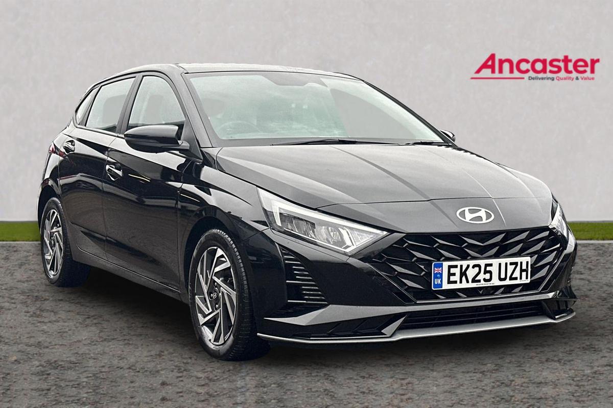 Main listing image - Hyundai i20