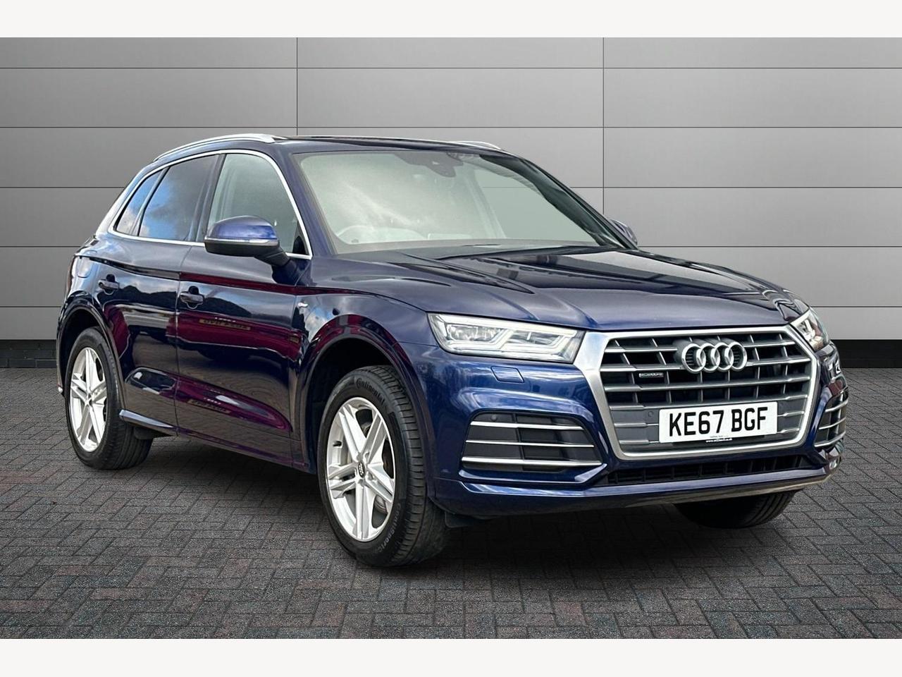 Main listing image - Audi Q5