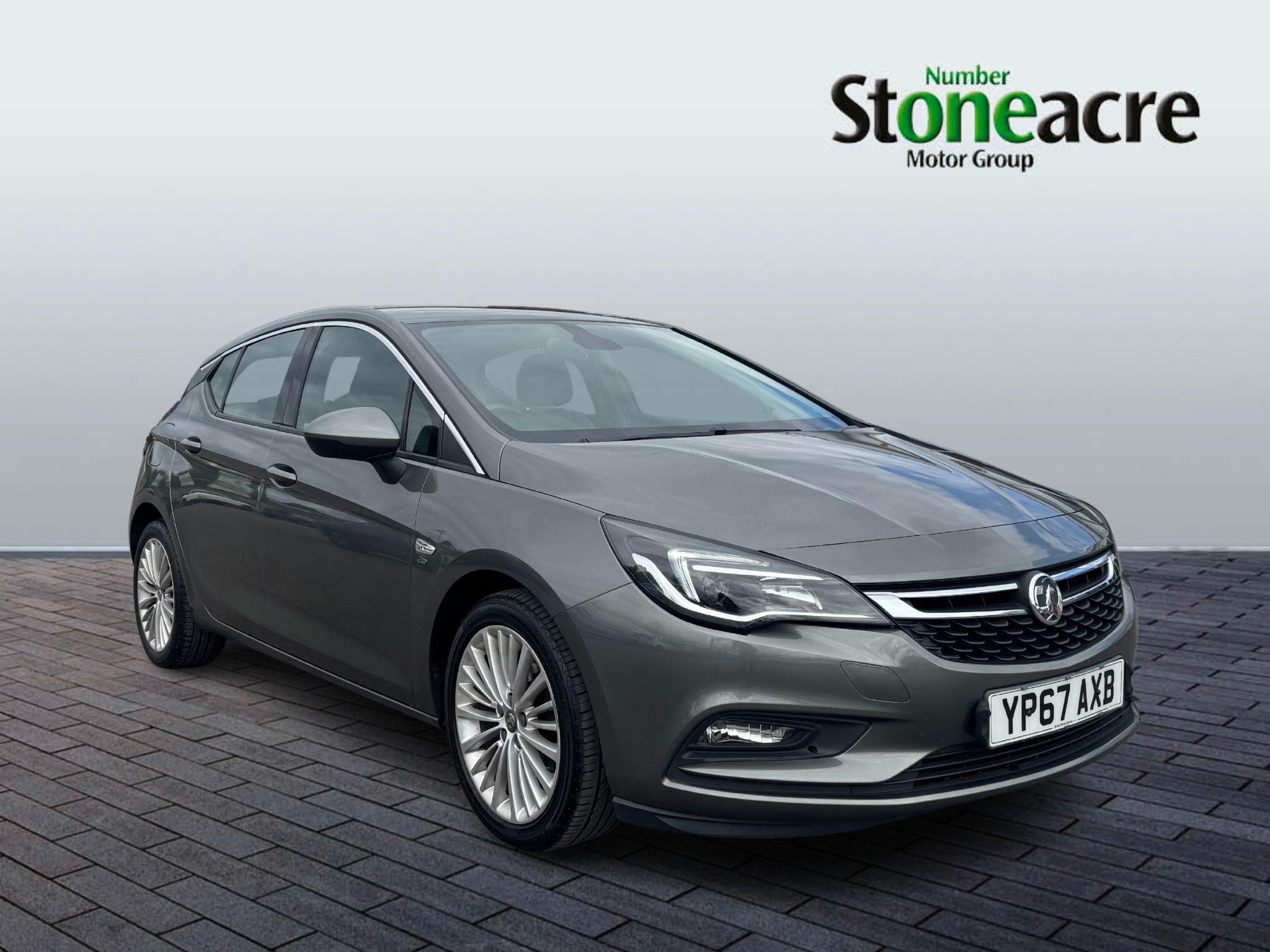 Main listing image - Vauxhall Astra