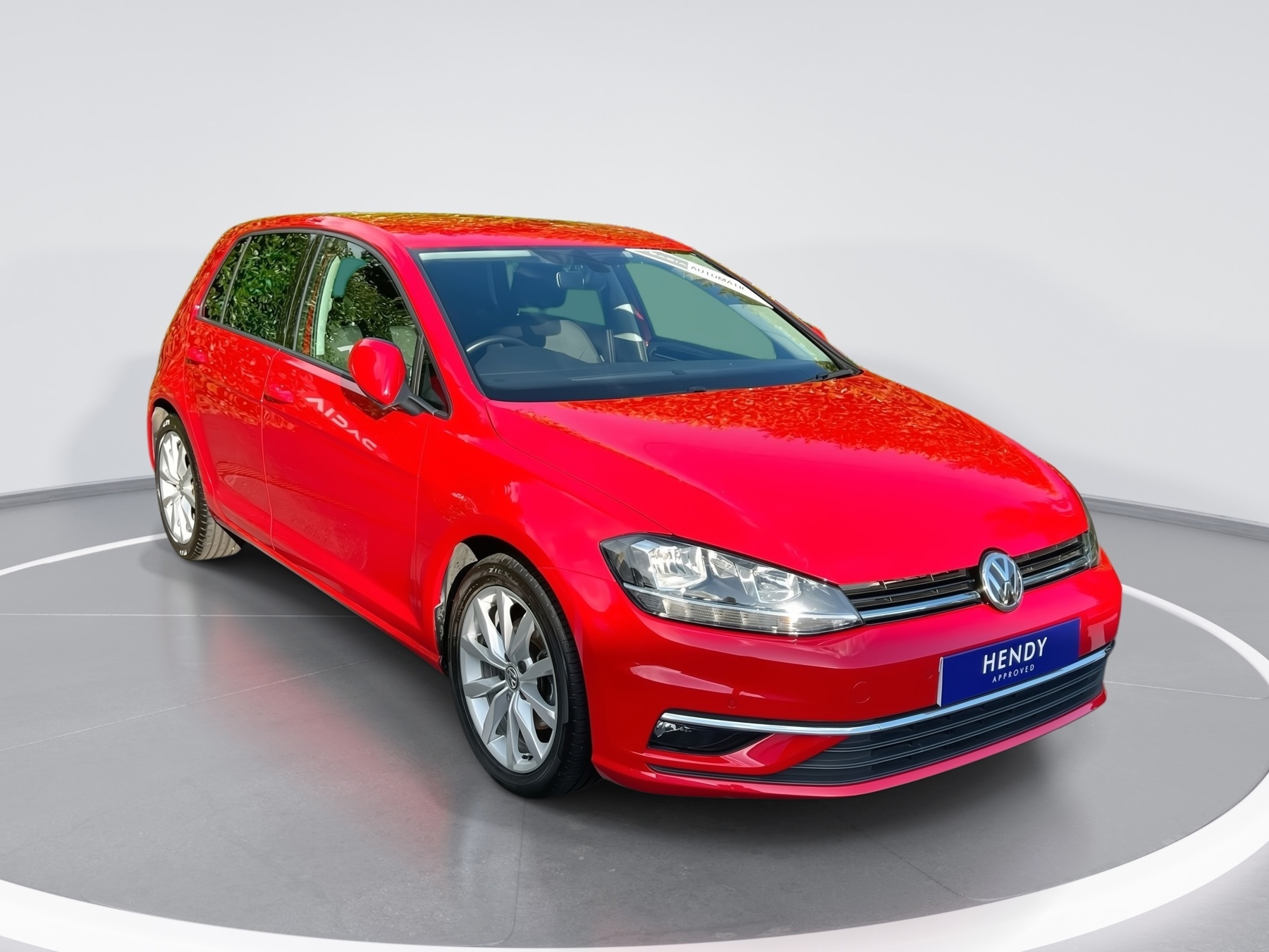 Main listing image - Volkswagen Golf