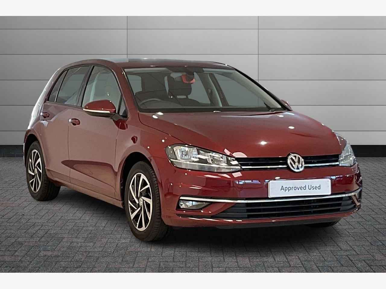 Main listing image - Volkswagen Golf