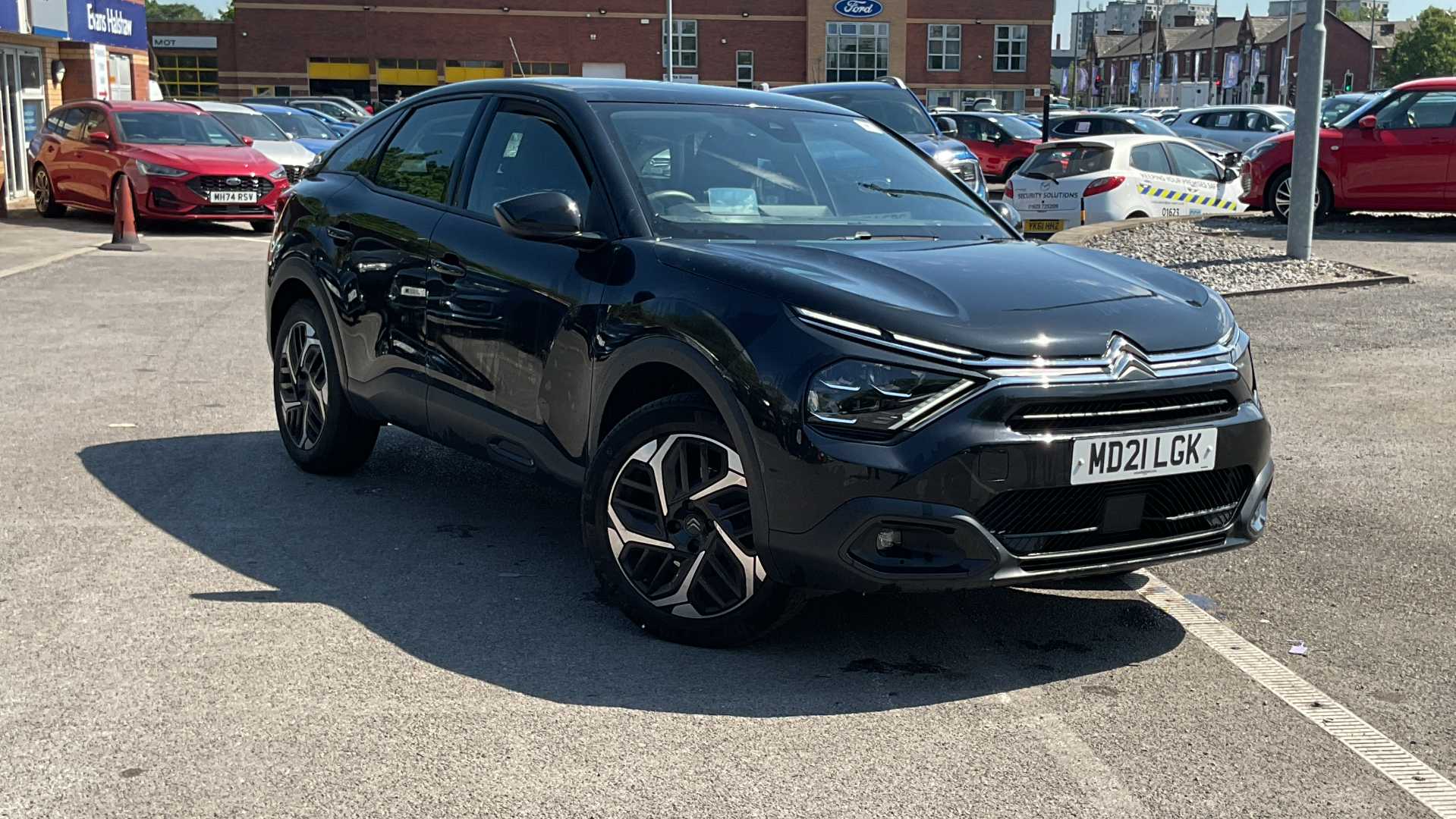 Main listing image - Citroen C4