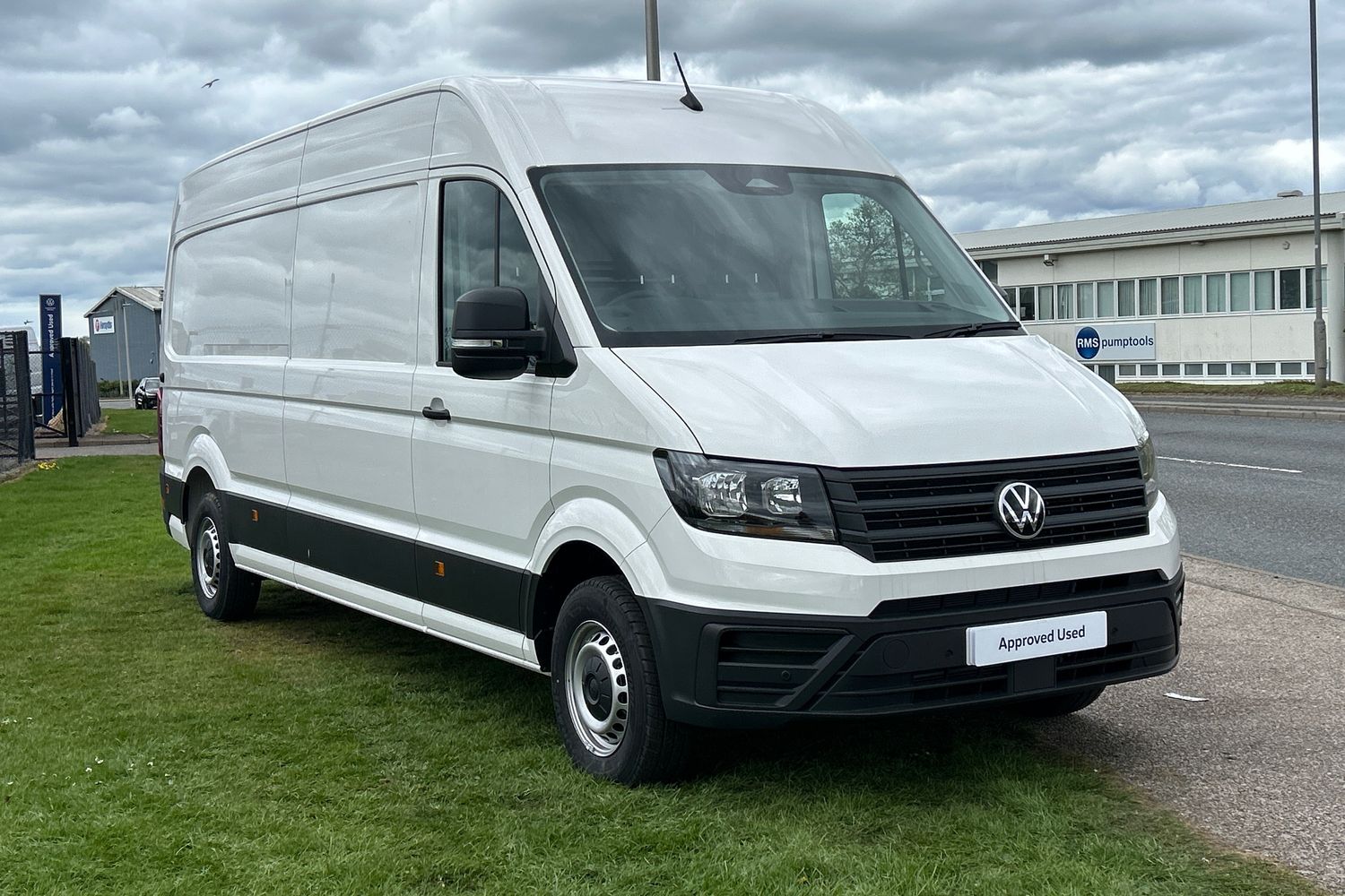 Main listing image - Volkswagen Crafter