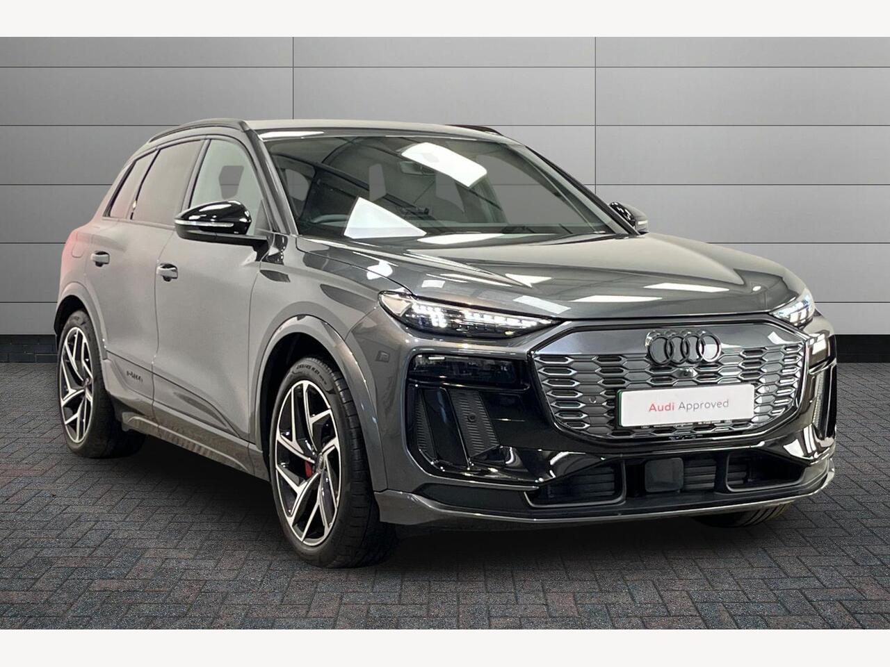 Main listing image - Audi Q6 e-tron