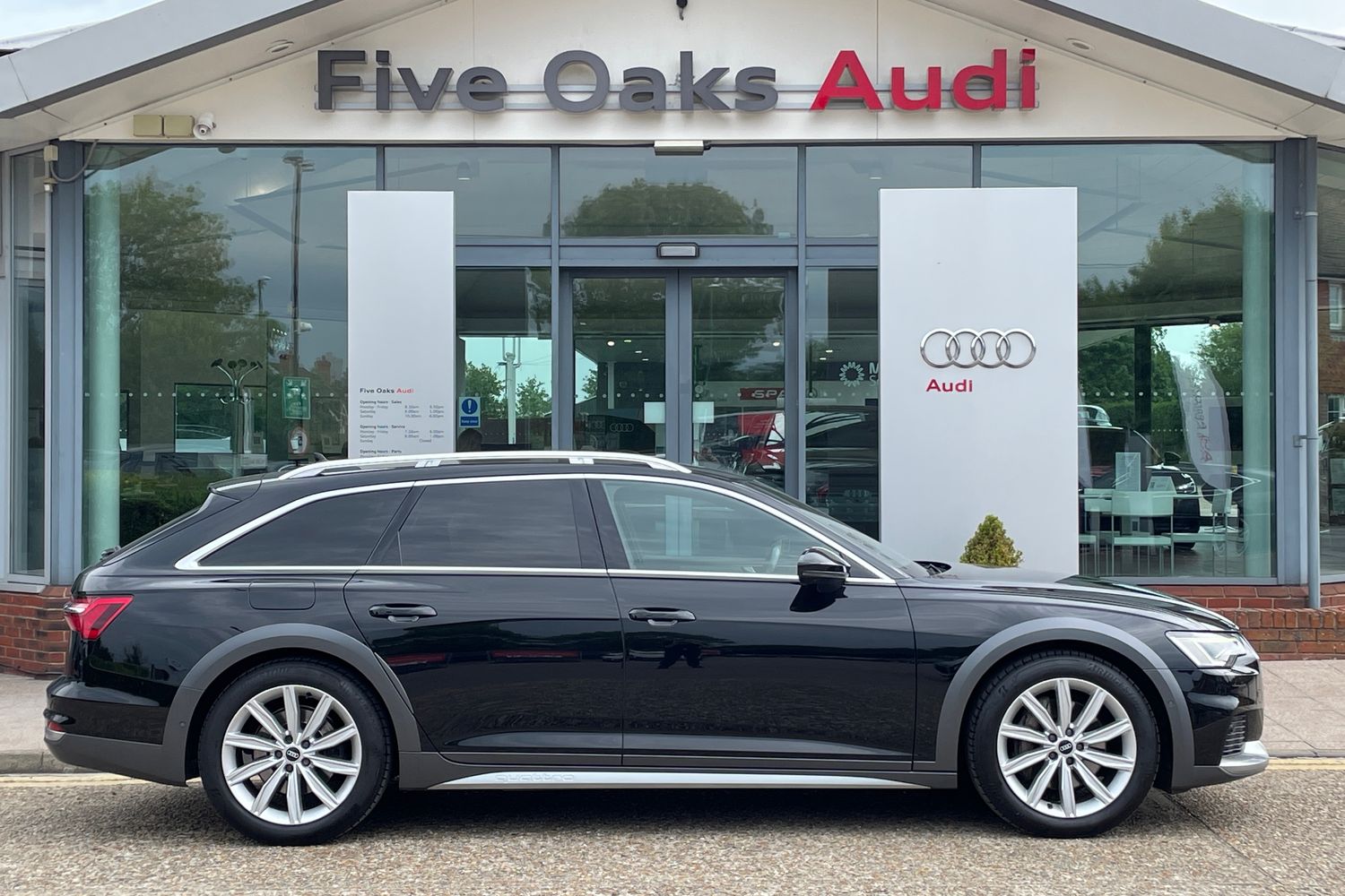 Main listing image - Audi A6 Allroad