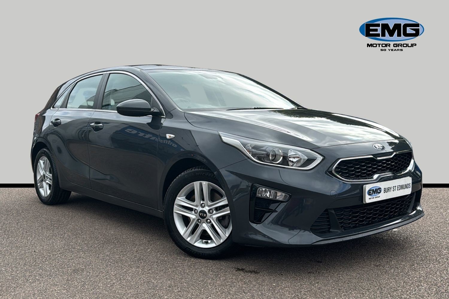 Main listing image - Kia Ceed