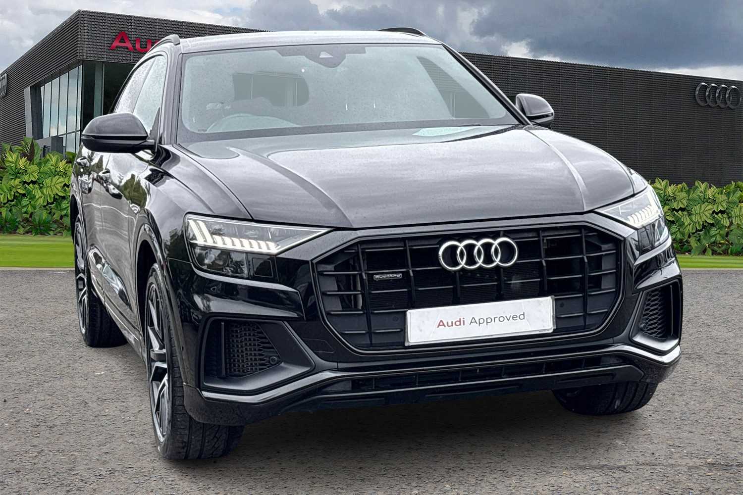 Main listing image - Audi Q8
