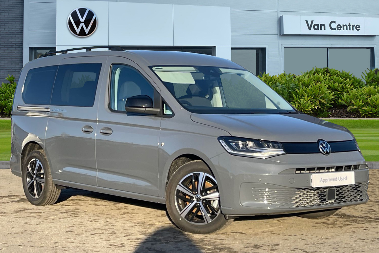 Main listing image - Volkswagen Caddy California Maxi