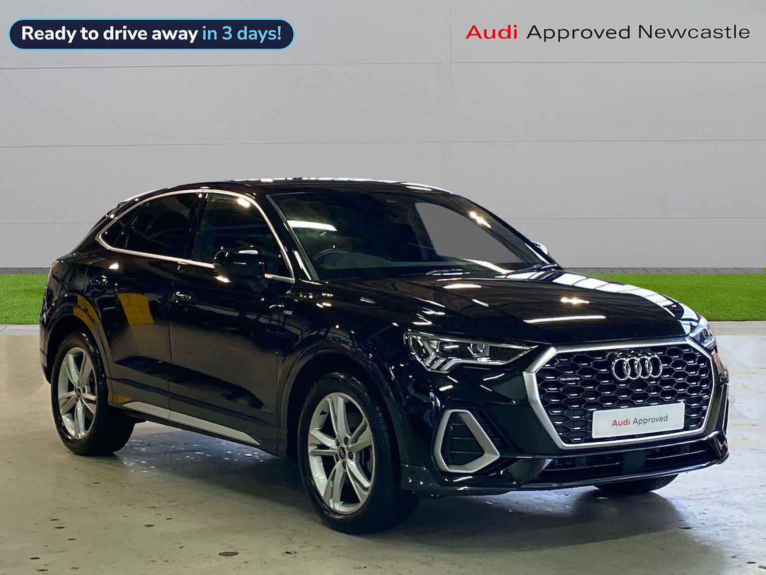 Main listing image - Audi Q3