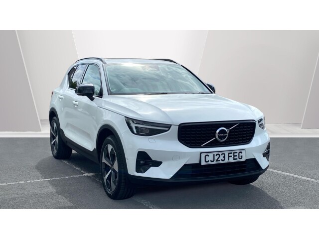 Main listing image - Volvo XC40
